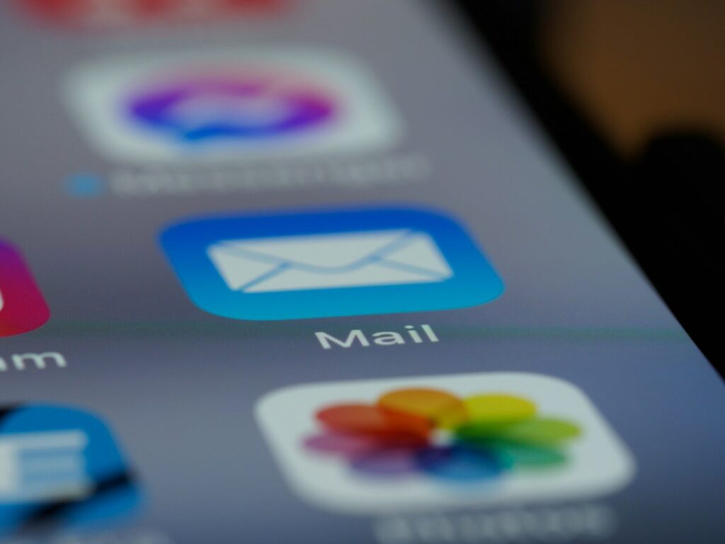 iphone screen showing icons with icons